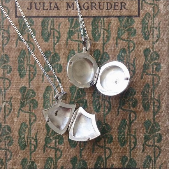 Vintage Puffy Locket Necklace / Sterling Silver - Picture 3 of 9